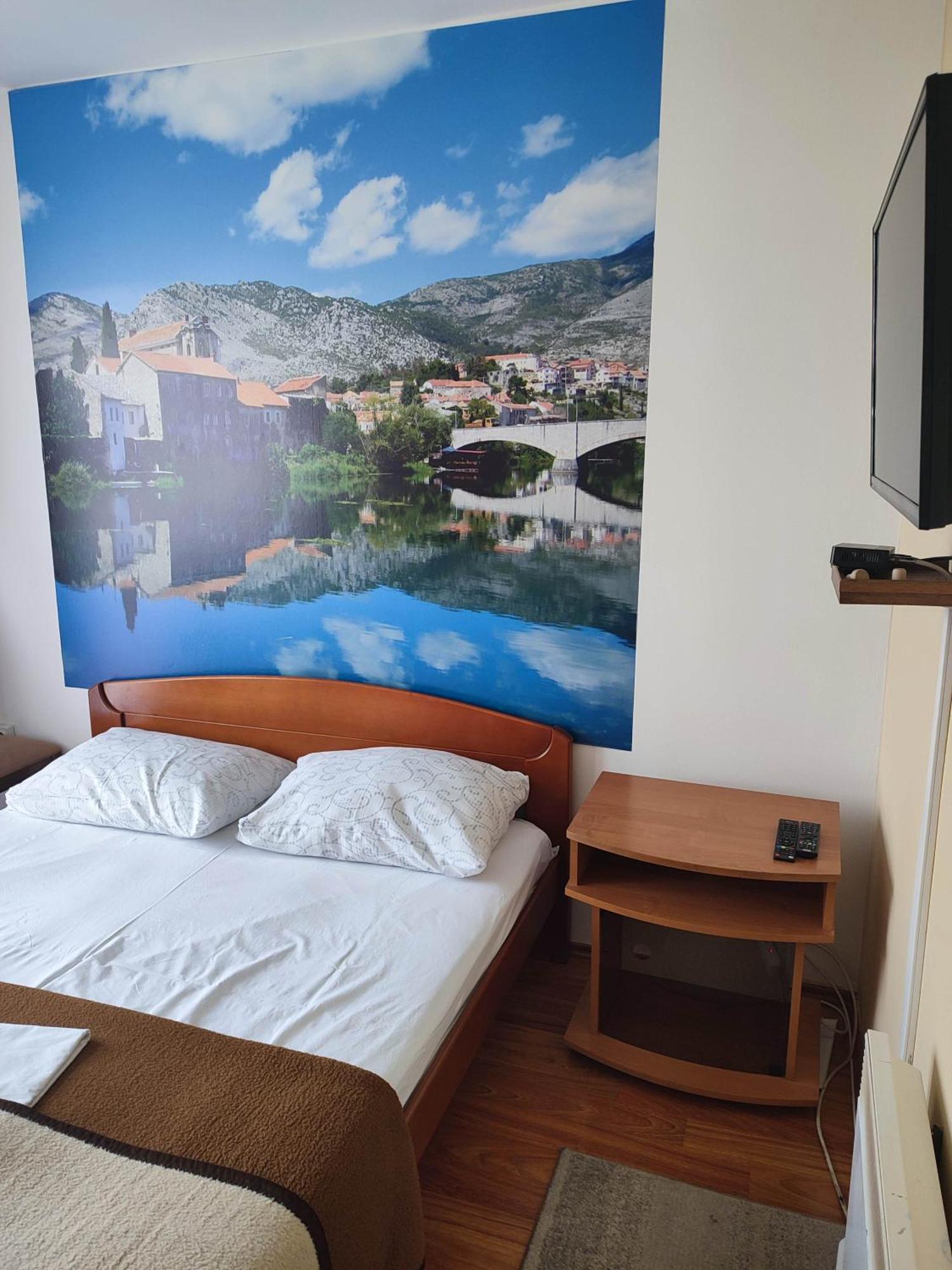Pansion Kamin Bed and Breakfast Lukavica Εξωτερικό φωτογραφία