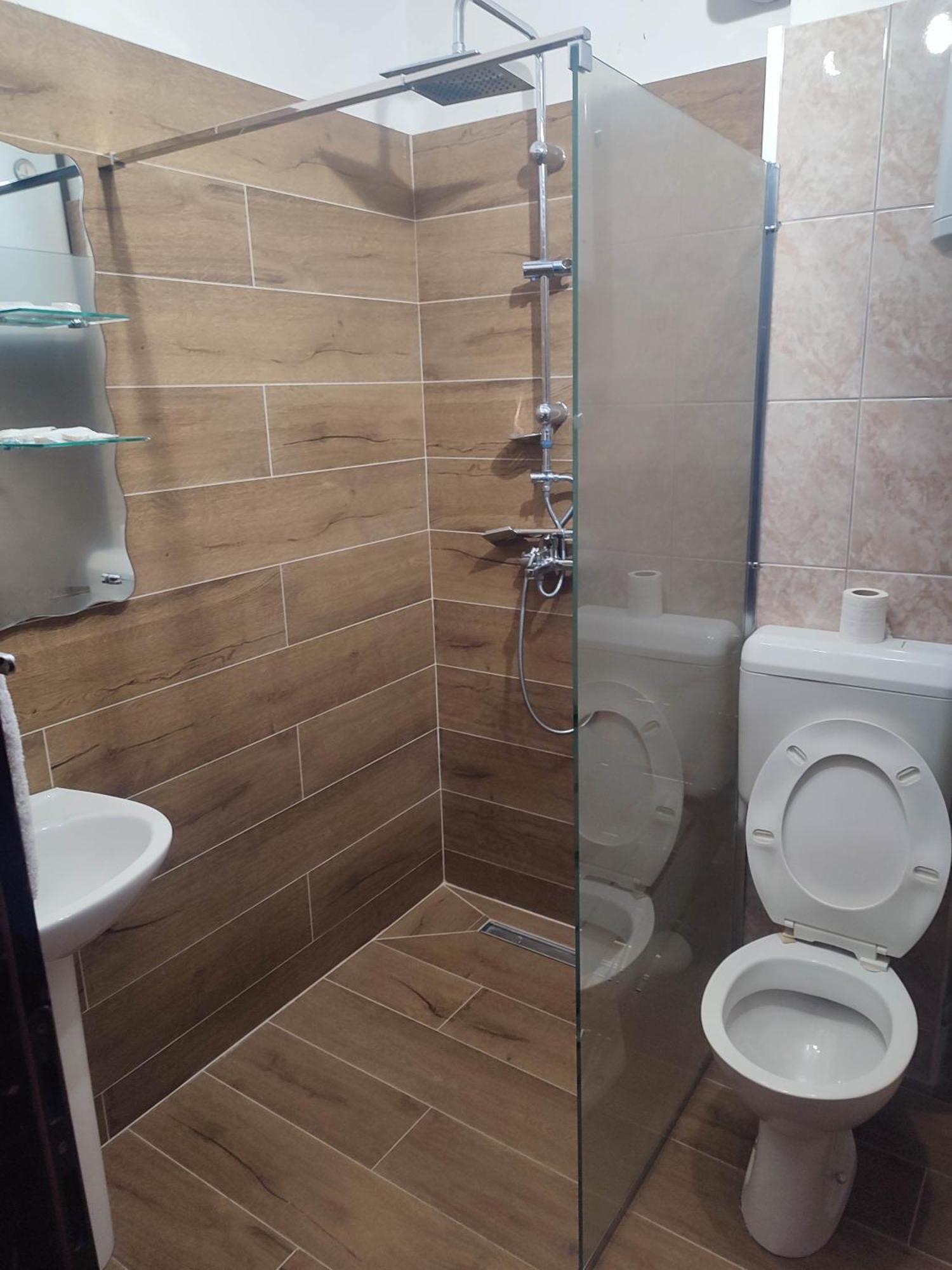 Pansion Kamin Bed and Breakfast Lukavica Δωμάτιο φωτογραφία